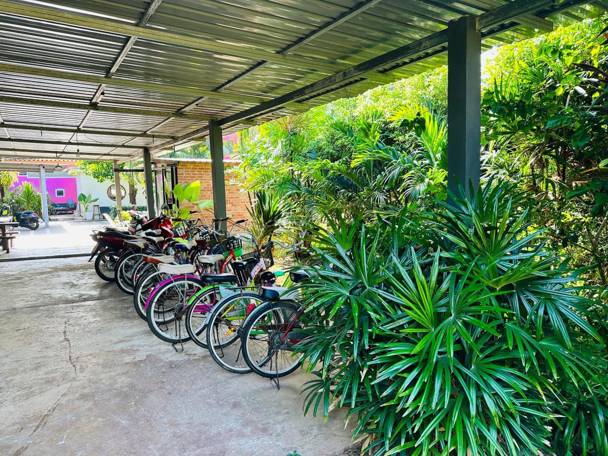 Koh Jum Bungalow & Hostel Exterior foto